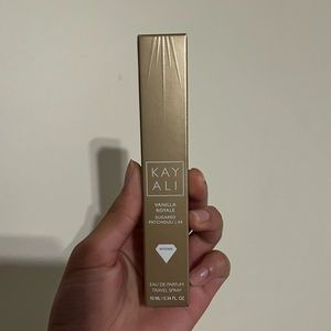 KAYALI Vanilla Royale Sugared Patchoulli travel size